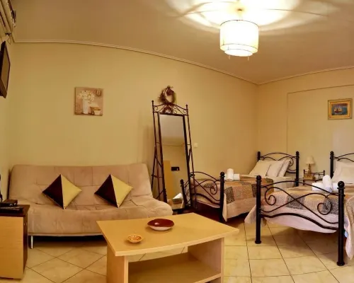 Aella Studios Hotels in Lesbos