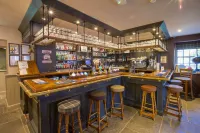 The Howard Arms - Bar