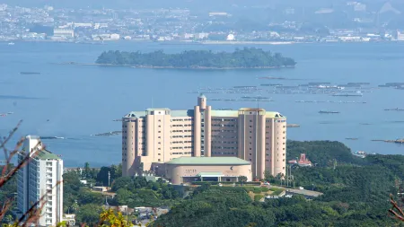 Shirahama Coganoi Resort&Spa Отели рядом с достопримечательностью «Senjojiki»