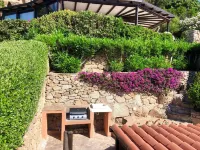 COTTAGE SMERALDA -5pax w/private jacuzzi terrace and shared Pool Seaview