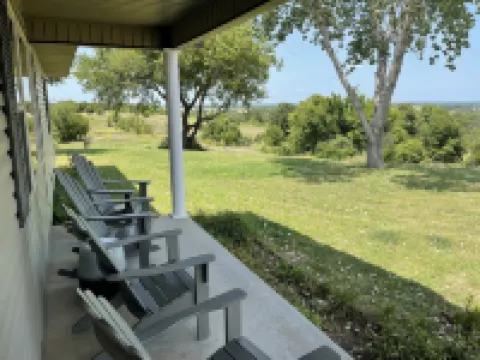 4 Bedroom on 15 Acres Near Crossbar Off Road Park & Turner Falls Hotels in Murray County