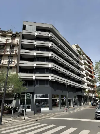 Admiral Hotel