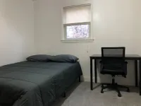 Private Backyard and Easy Access to NYC Trains - Spacious Escape