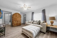Lovely Love field Cottage 1 minute from Love field Airport Hotel in zona Dallas Hall