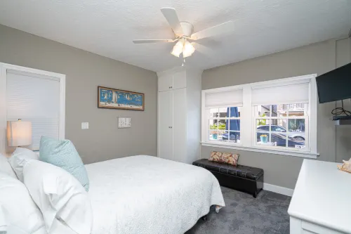 Spacious Duplex with Outdoor Deck and BBQ - Charming Family Haven