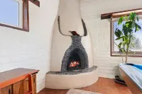 Stay in the Village of Corrales Hotel a Corrales