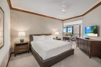 Luxurious Amenities and Resort Access - Breathtaking Oceanview Retreat