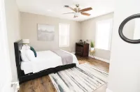 Charming Patio and Cozy Kitchen - Delightful Historic Hideaway