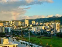 Tropical Oasis with Zen Lanai and Stunning Amenities - Charming Retreat