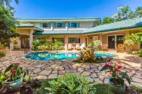 Ocean View and Lagoon-Style Pool - Stunning Hawaiian Haven
