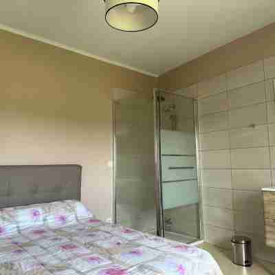 Uzès: superb gîte in a Provencal farmhouse 700m from the town center Rooms