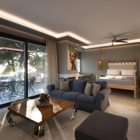 Aval Riviera