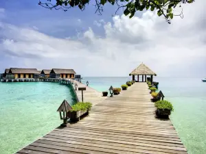Gangehi Island Resort & Spa