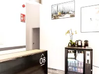 8 Rooms Tarifa โรงแรมในตารีฟา