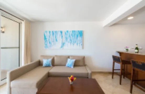 La Vista Azul Modern Condo Ocean Views
