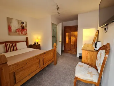 Pymgate Lodge Hotel Manchester Airport Hotels near John Lewis & Partners