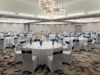 DoubleTree by Hilton Virginia Beach Hotels near Owl Creek