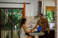 La Macadamia - Monteverde Hotels in Monteverde