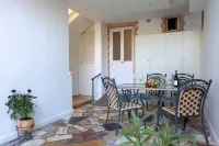 Kastro Apartments