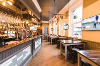 Black Lion Hotel Hotels in Salford