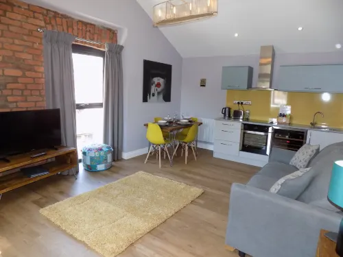 The Old Wool House Apartments - Holiday Apartments