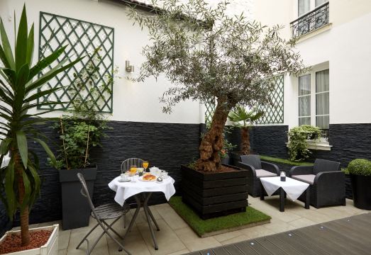 르 트웰브 객실