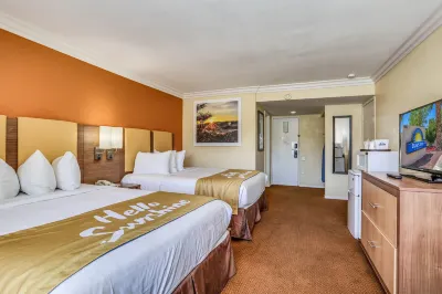 Days Inn by Wyndham Palm Springs Hotels in Palm Springs