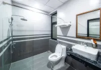 Đan Nguyên Phát Hotel Đà Nẵng by Bay Luxury Các khách sạn ở Lăng Cô