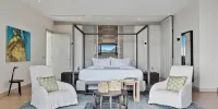 Gorgeous Beach House Perched Right Over the Ocean - Villa