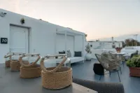 Orpheas Rooms