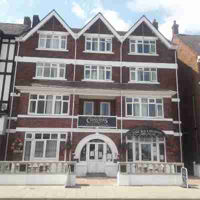 Coasters Holiday Apartments Hotel Exterior