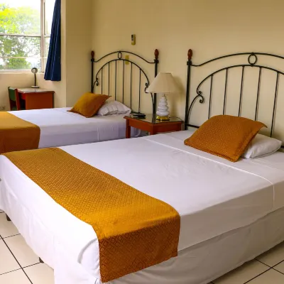 Hotel Villa Serena San Benito Hotels near Boqueron National Park