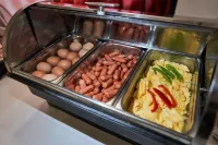 Hotel Royal - breakfast
