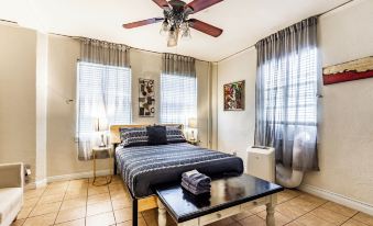 Casa Bonita Apartments