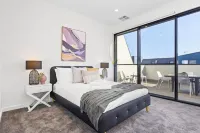 Urban Rest Port Adelaide Apartments Hotels in 
