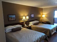 Cedar Hill Lodge - balcony