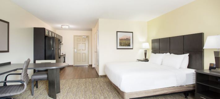 Candlewood Suites Longmont - Boulder Area by IHG Hotels in Longmont