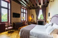 Le Manoir Saint Thomas Hotels in 