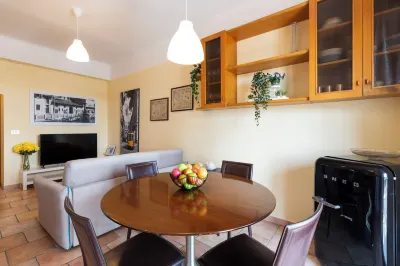 Gonin San Cristoforo Hotels near Caffe Doc