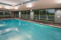 Tru by Hilton Grove City Columbus - Семейные