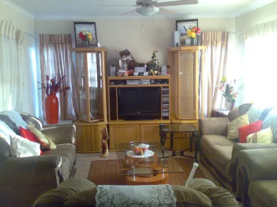 Fourie Street Guesthouse Hotels near Entabeni