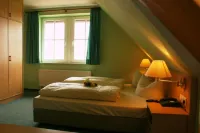 Flair Seehotel Zielow Hotels in Robel
