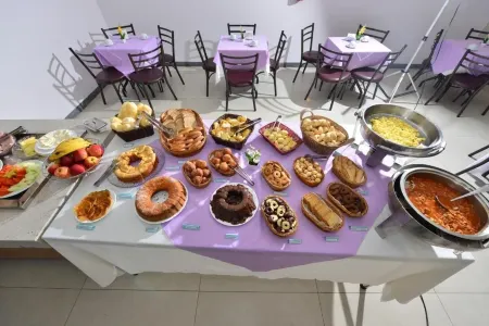 Vinds Economic Hotel Отели в г. Ипатинга