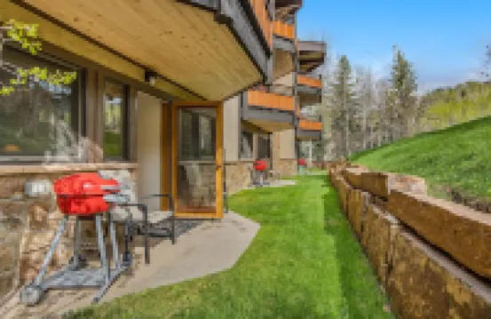 Laurelwood Condominiums Hotels in 