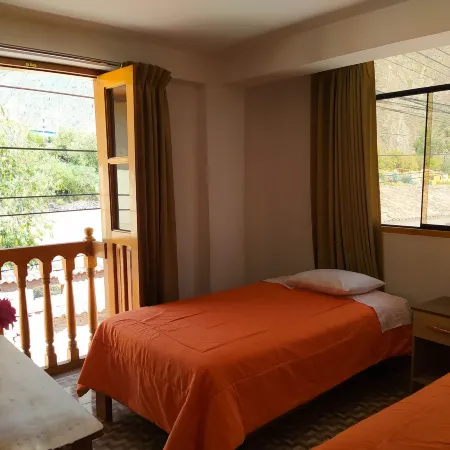 Tambo de Ollantay Hotel