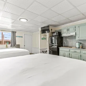 The Crest - Hampton Beach