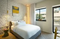 Silicate - by Loginn Tel-Avivian Hotels