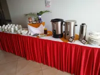 Prinias Hotel - breakfast