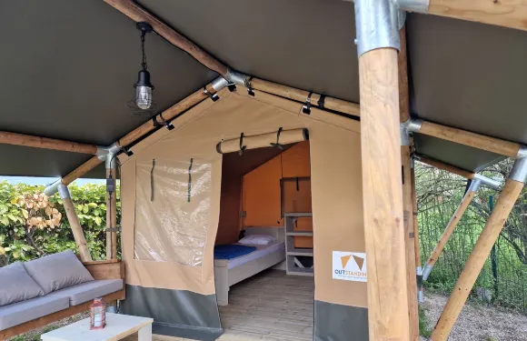 薰衣草露營酒店