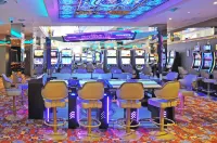 Amérian Hotel Casino Carlos V - bars